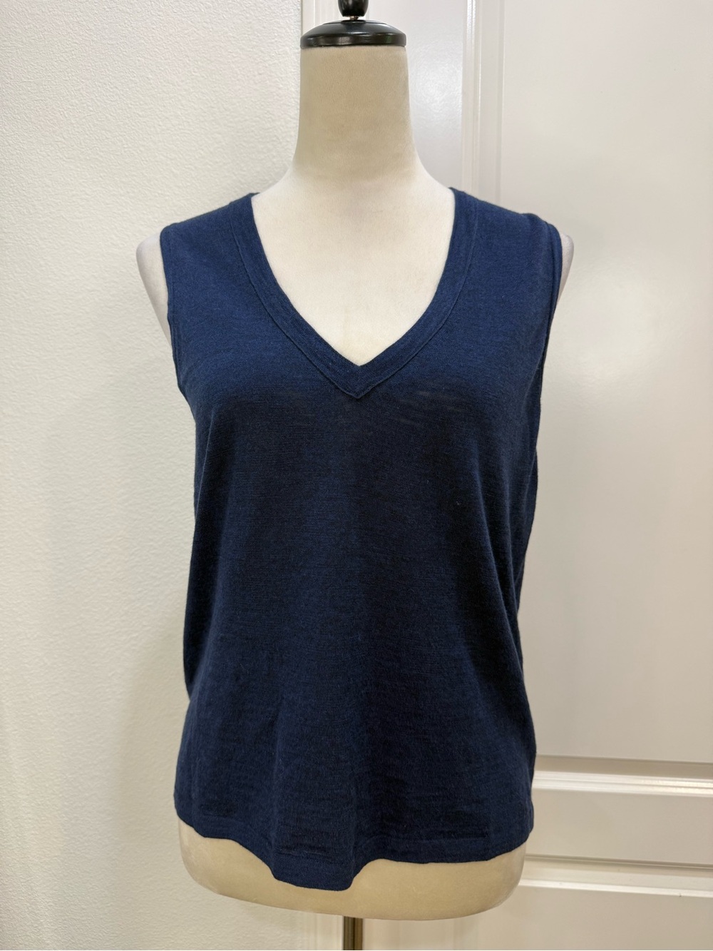 360 Sweater Deep Navy V-Neck Knit Tank